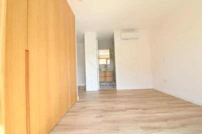 Apartamento T2 para Venda em Real, Dume e Semelhe
