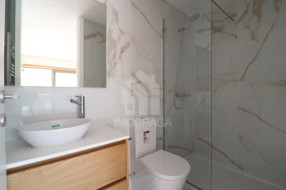 Apartamento T2 para Venda em Real, Dume e Semelhe