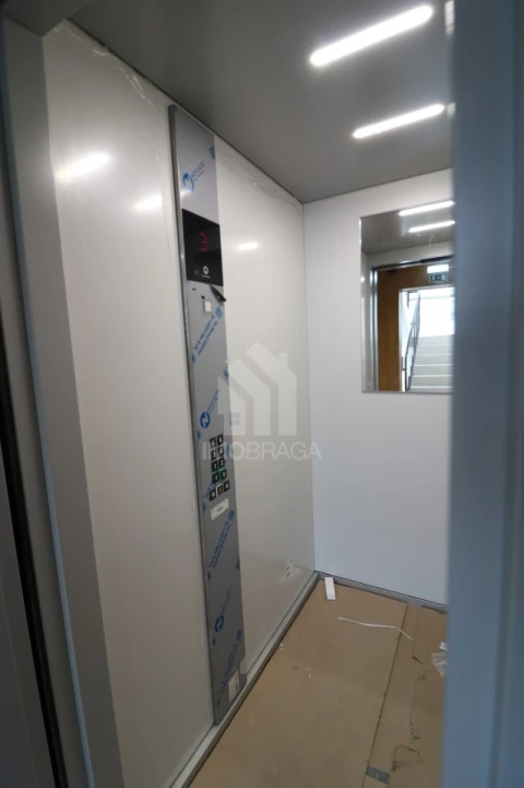 Apartamento T2 para Venda em Real, Dume e Semelhe