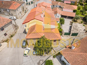 Moradia T2 para Venda em Lajeosa do Mondego