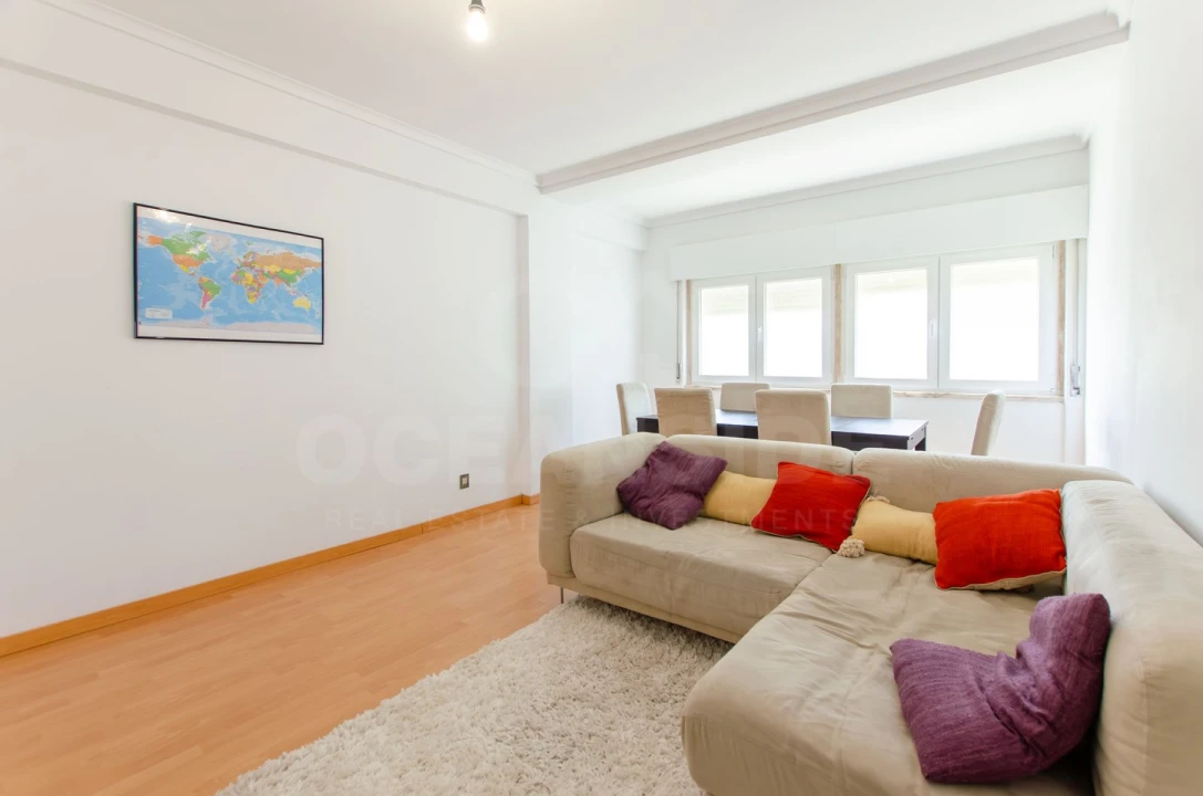Apartamento T3 para Venda em Oeiras e São Julião da Barra, Paço de Arcos e Caxias Foto 4
