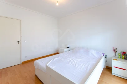 Apartamento T3 para Venda em Oeiras e São Julião da Barra, Paço de Arcos e Caxias