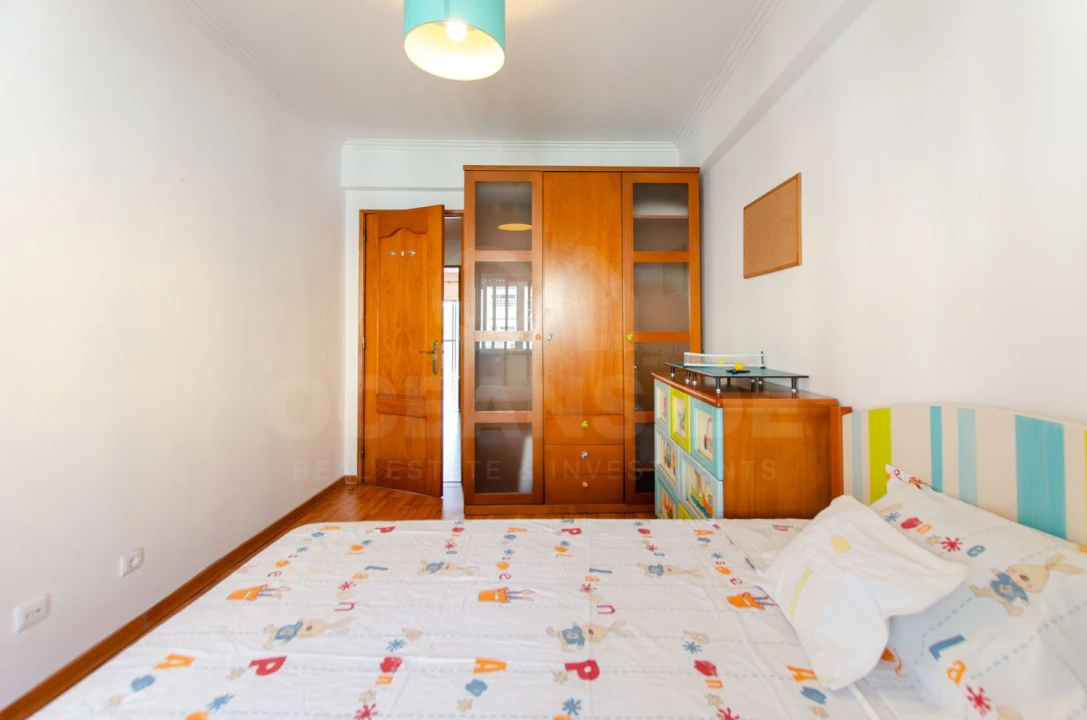 Apartamento T2 para Venda em Barcarena Foto 19