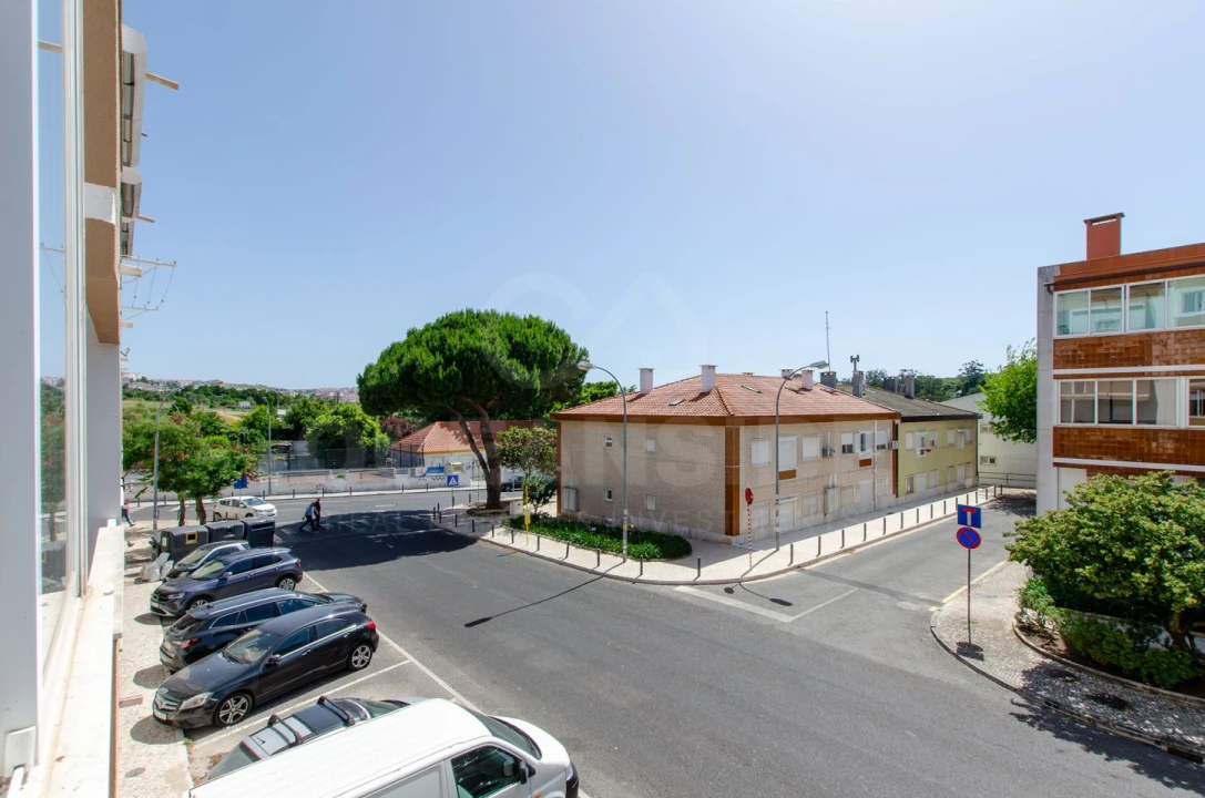 Apartamento T2 para Venda em Barcarena Foto 6