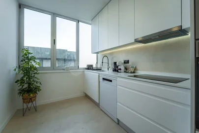 Apartamento T4 para Venda em Cedofeita, Santo Ildefonso, Sé, Miragaia, São Nicolau e Vitória