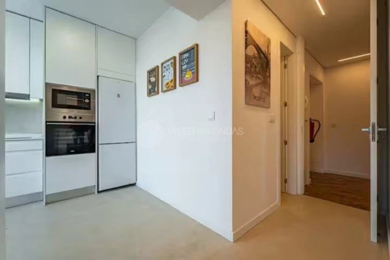 Apartamento T4 para Venda em Cedofeita, Santo Ildefonso, Sé, Miragaia, São Nicolau e Vitória Foto 8