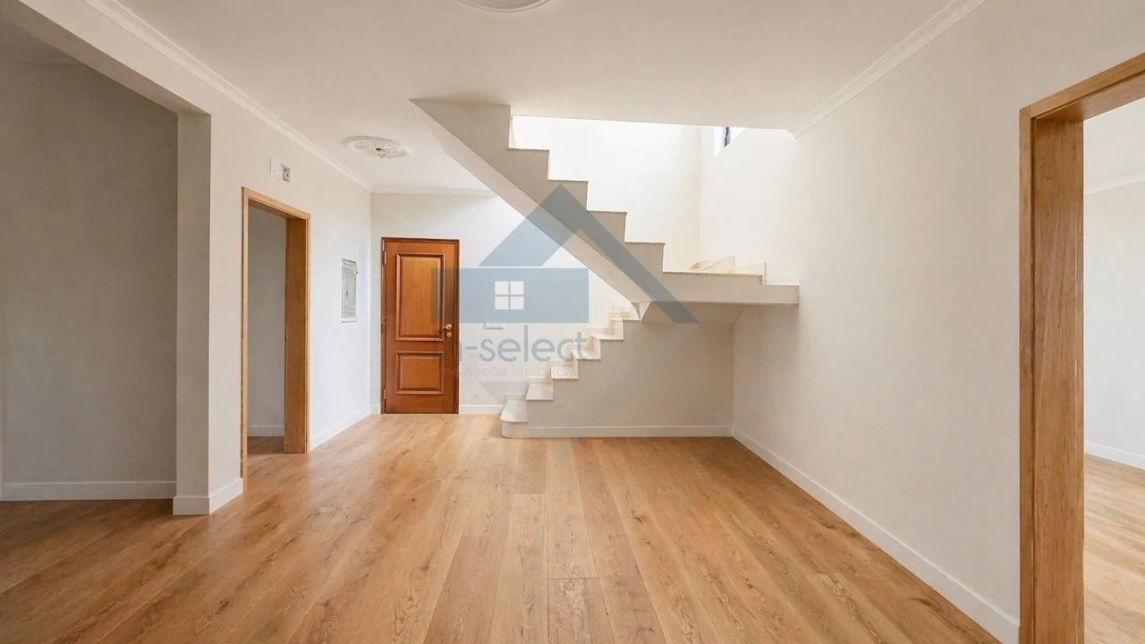 Apartamento T4 para Venda em Loule (São Sebastião) Foto 4