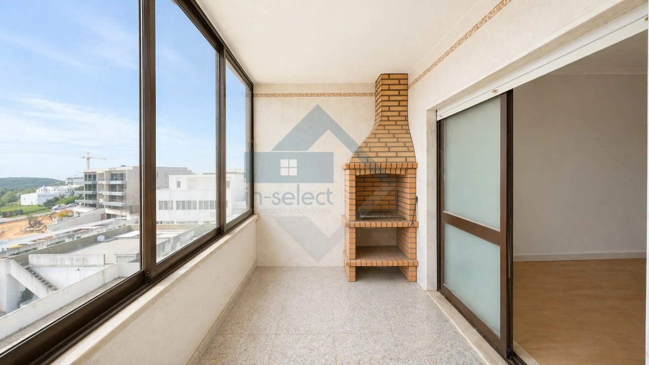 Apartamento T4 para Venda em Loule (São Sebastião) Foto 16