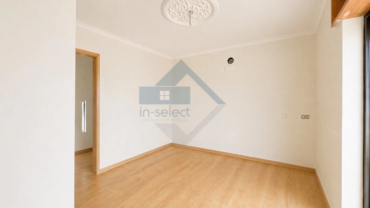 Apartamento T4 para Venda em Loule (São Sebastião) Foto 20