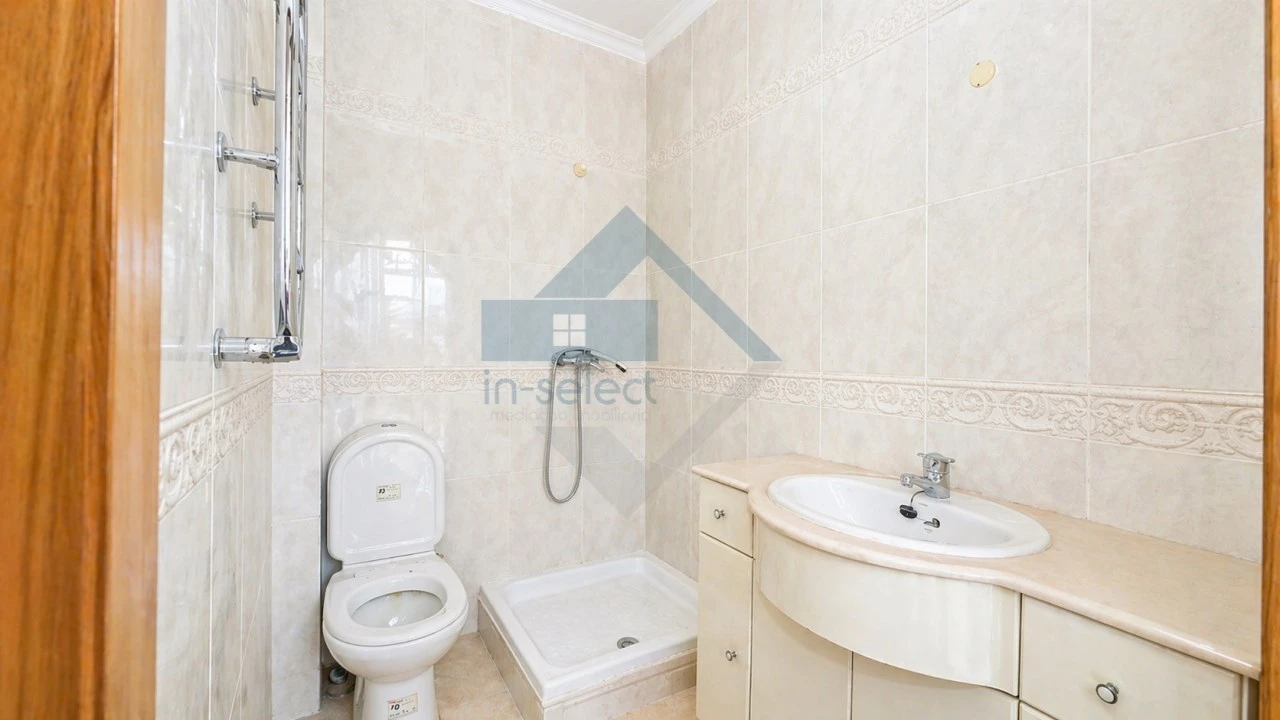 Apartamento T4 para Venda em Loule (São Sebastião) Foto 30