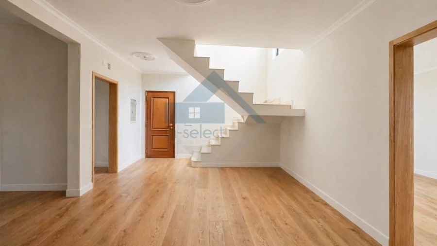 Apartamento T4 para Venda em Loule (São Sebastião) Foto 4