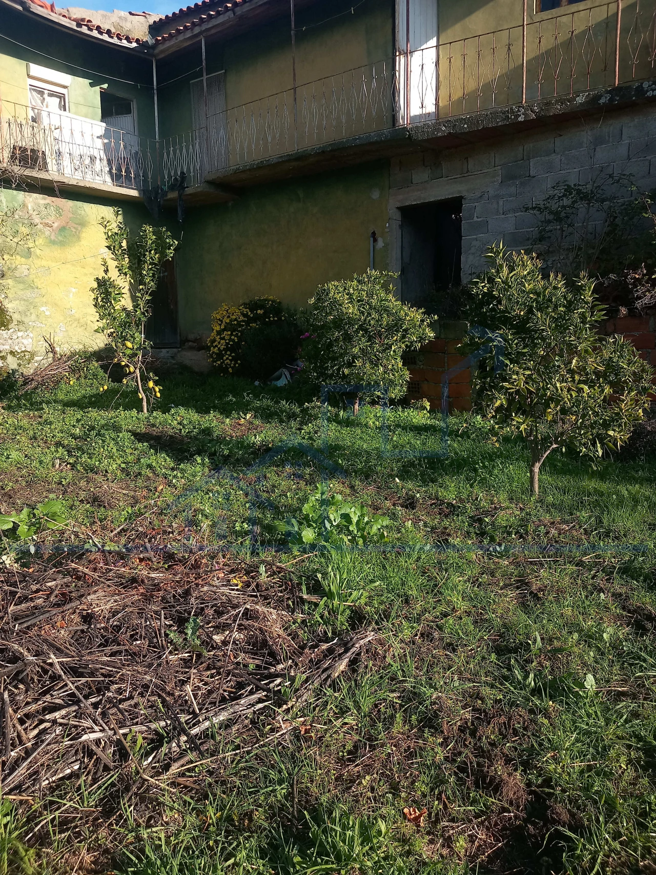 Moradia T3 para Venda em Cabeça Boa Foto 1