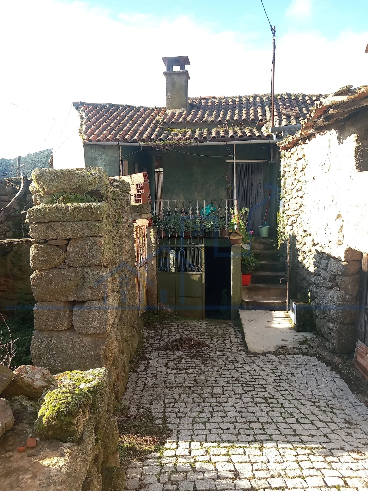 Moradia T3 para Venda em Cabeça Boa Foto 2