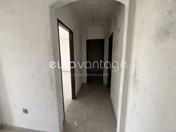 Moradia T3 para Venda em Rio de Couros e Casal dos Bernardos