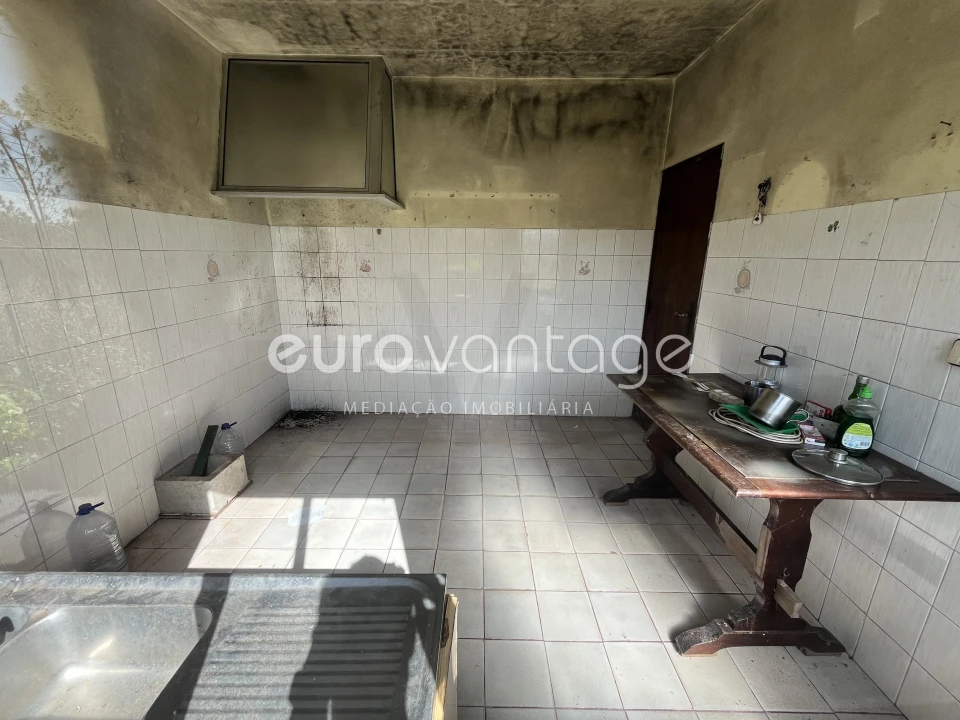 Moradia T3 para Venda em Rio de Couros e Casal dos Bernardos Foto 20