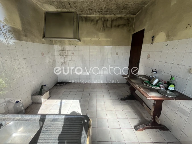 Moradia T3 para Venda em Rio de Couros e Casal dos Bernardos Foto 20