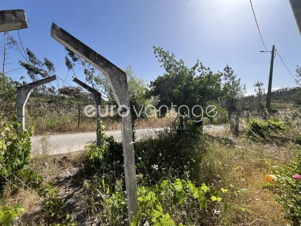 Moradia T3 para Venda em Rio de Couros e Casal dos Bernardos Foto 17