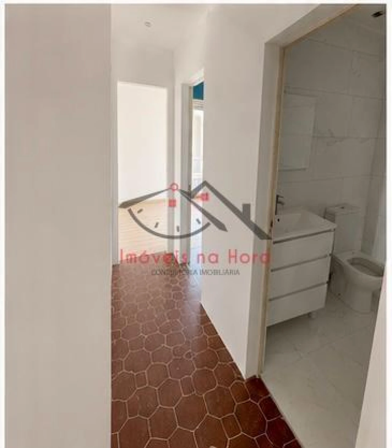 Apartamento T1 para Venda em Águas Livres Foto 4