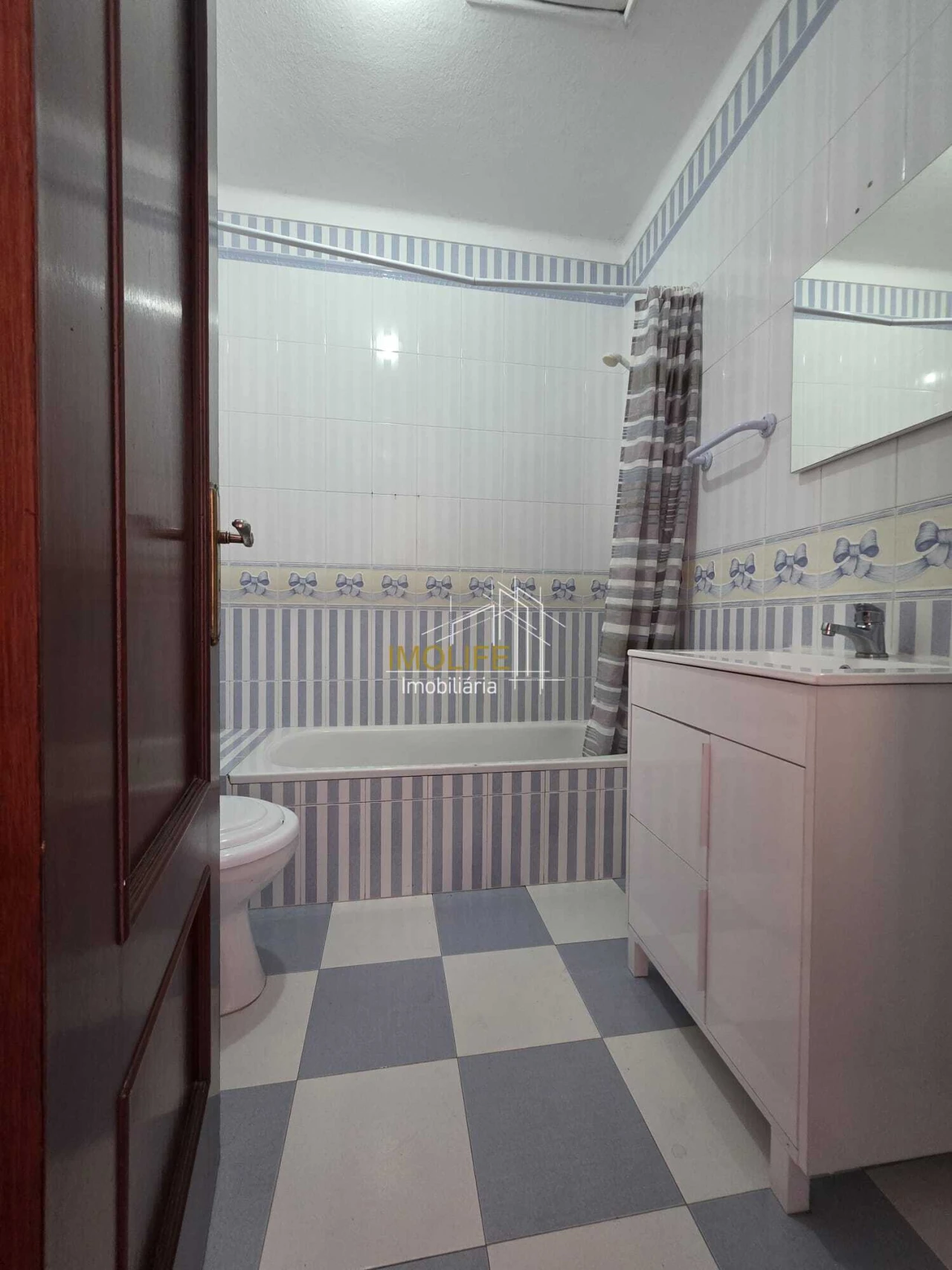 Apartamento T2 para Venda em Montargil Foto 13