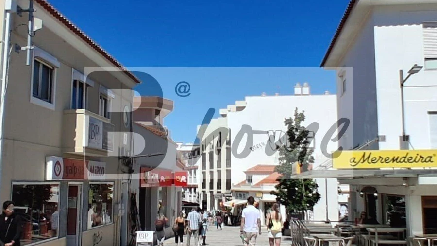 Loja para Venda em Costa da Caparica