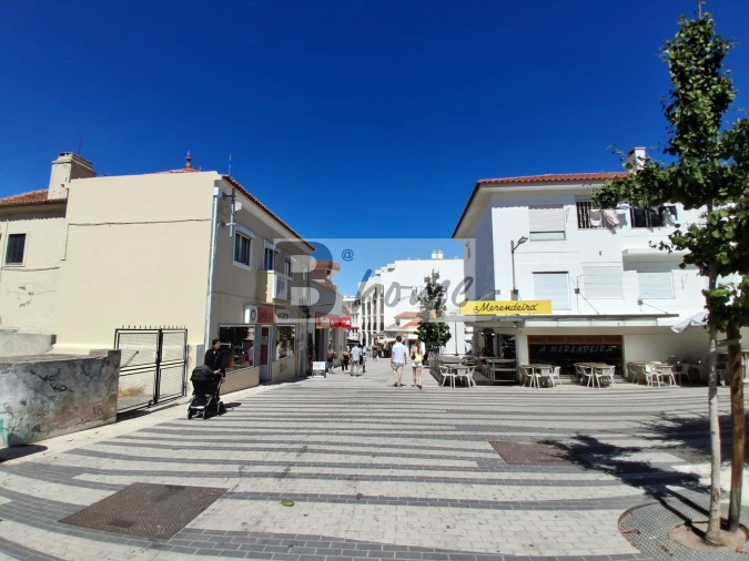 Loja para Arrendamento em Costa da Caparica Foto 16