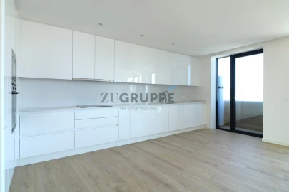 Apartamento T3 para Venda em Glória e Vera Cruz