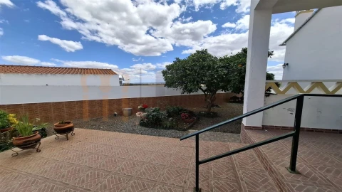 Moradia para Venda em Santana de Cambas