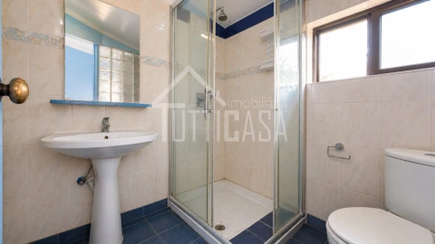 Moradia T2 para Venda em Enxara do Bispo, Gradil e Vila Franca do Rosário