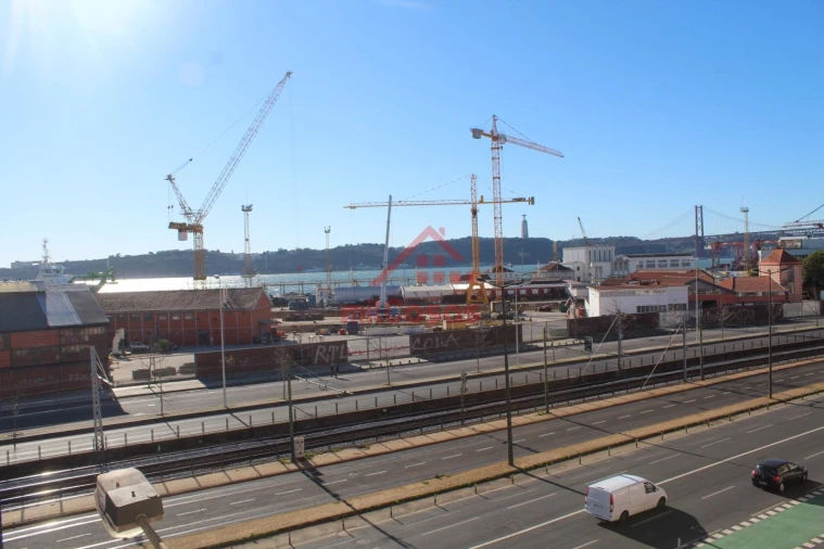 Apartamento T2 para Venda em Estrela Foto 16