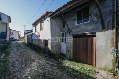 Quinta T6 para Venda em Friúmes e Paradela