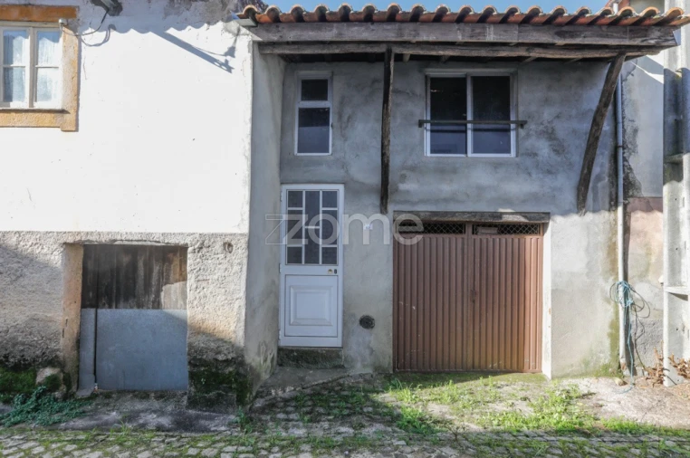 Quinta T6 para Venda em Friúmes e Paradela Foto 2