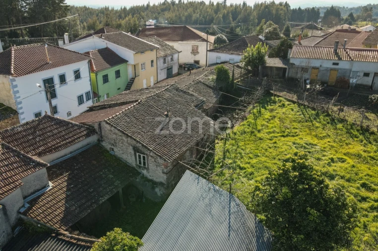 Quinta T6 para Venda em Friúmes e Paradela Foto 13