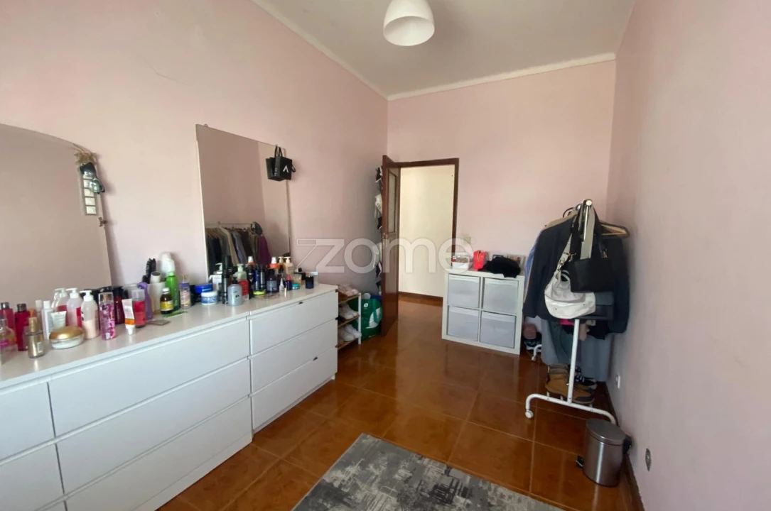 Moradia T4 para Venda em Pedroso e Seixezelo Foto 11