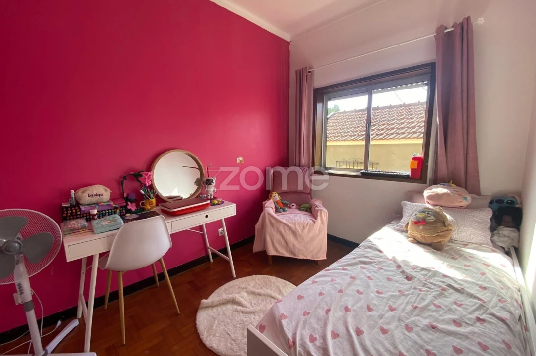 Moradia T4 para Venda em Pedroso e Seixezelo Foto 30