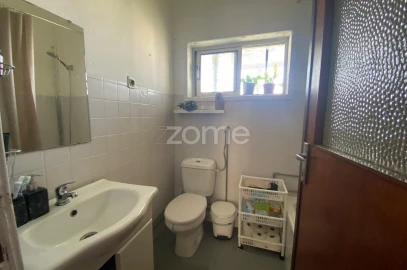 Moradia T4 para Venda em Pedroso e Seixezelo