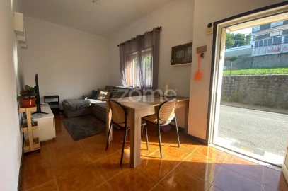 Moradia T4 para Venda em Pedroso e Seixezelo