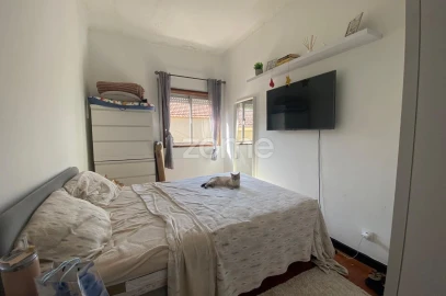 Moradia T4 para Venda em Pedroso e Seixezelo