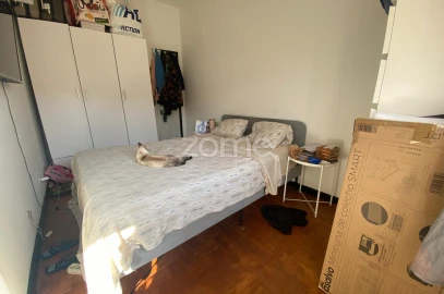 Moradia T4 para Venda em Pedroso e Seixezelo