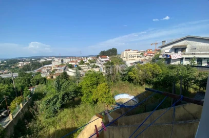 Moradia T4 para Venda em Pedroso e Seixezelo