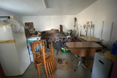 Moradia T4 para Venda em Pedroso e Seixezelo