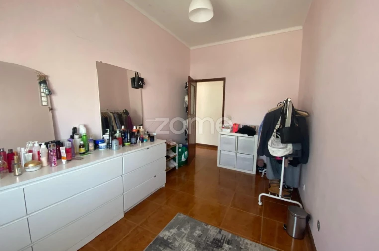 Moradia T4 para Venda em Pedroso e Seixezelo Foto 11