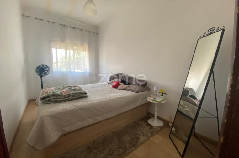 Moradia T4 para Venda em Pedroso e Seixezelo Foto 8