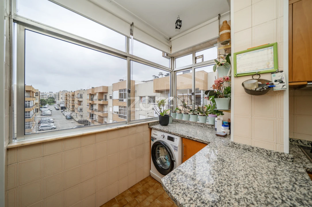 Apartamento T3 para Venda em Ferreiros e Gondizalves Foto 12