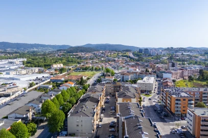 Apartamento T3 para Venda em Ferreiros e Gondizalves