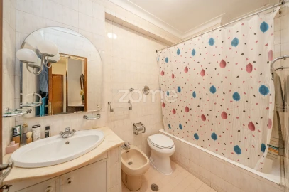 Apartamento T3 para Venda em Ferreiros e Gondizalves