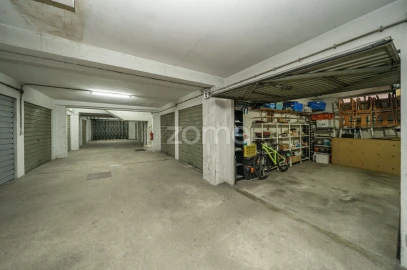 Apartamento T3 para Venda em Ferreiros e Gondizalves