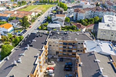 Apartamento T3 para Venda em Ferreiros e Gondizalves