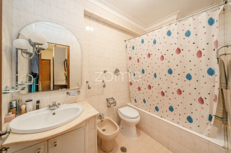 Apartamento T3 para Venda em Ferreiros e Gondizalves Foto 19