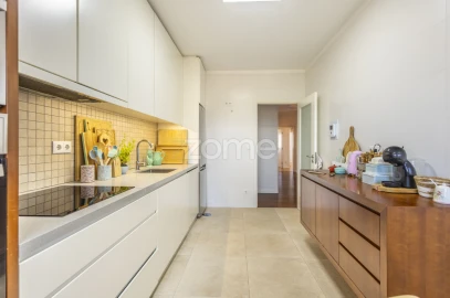 Apartamento T4 para Venda em Rio Tinto
