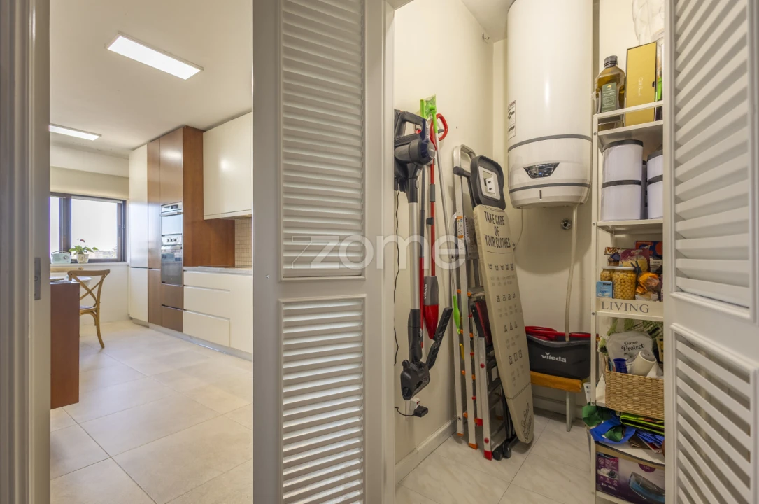 Apartamento T4 para Venda em Rio Tinto Foto 14